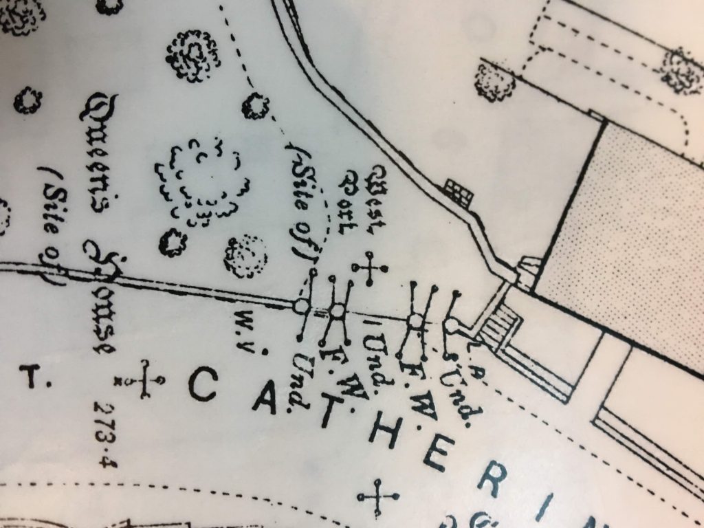 Detail of Ordnance Survey map showing West Port of Dunfermline Abbey by Abbey. 
